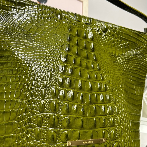 ❌SOLD❌Brahmin Small Harrison Chive Melbourne Hobo - Picture 2 of 14